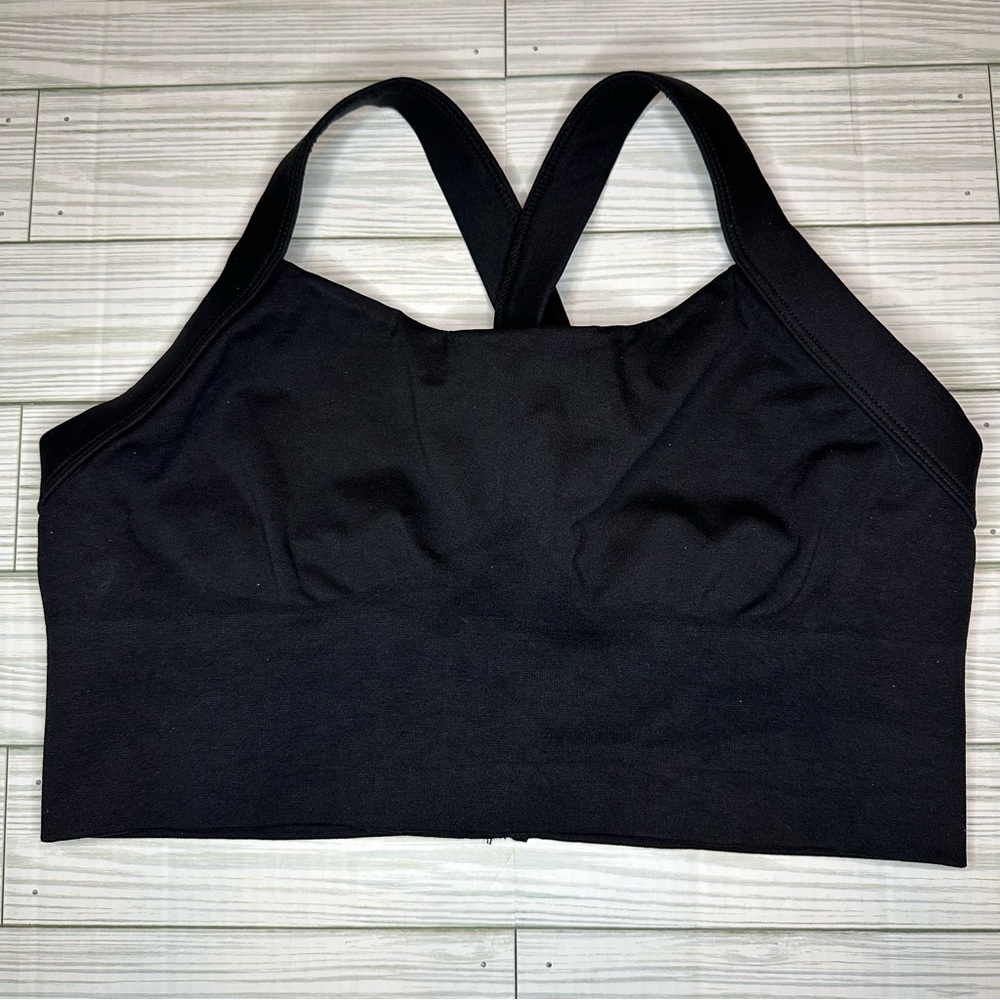 Black Sports Bra Support Adjustable Cross Straps Large Stretch Wide Straps